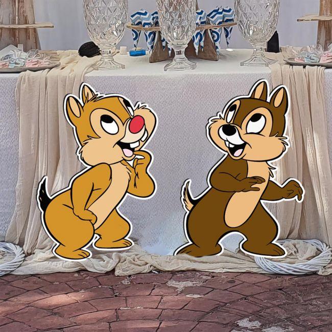 Wooden figures squirrels