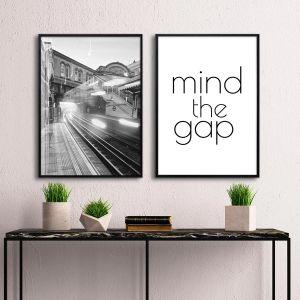 Poster Mind the gap, diptych