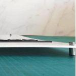 Πινακίδα εκτύπωση σε λευκό plexiglass, συνδυασμός με 3d κείμενο κοπή laser