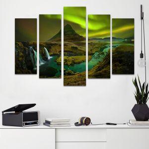 Canvas print Aurora at Kirkjufel five panels