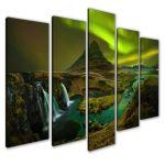 Canvas print Aurora at Kirkjufel five panels