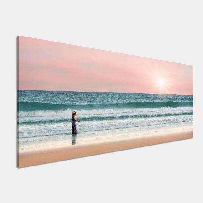 Πίνακας σε καμβά Child and the sea, πανοραμικός
