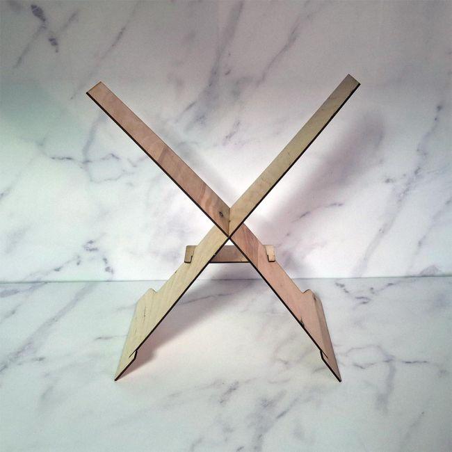 Ξύλινο καβαλέτο επιτραπέζιο για plexiglass, ωφέλιμο 40 - 100 cm