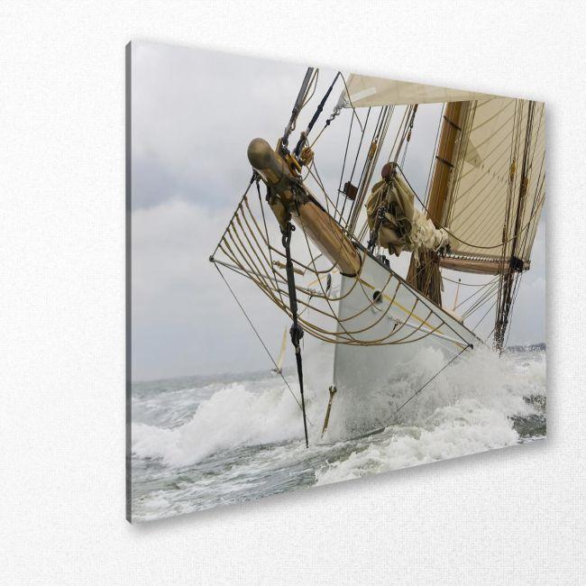 Canvas print Breaking the waves