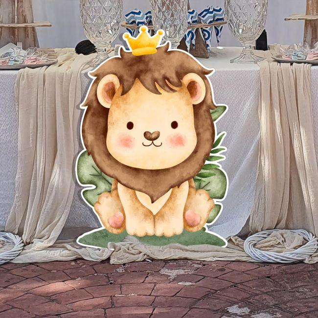 Wooden figure smiley lion prince