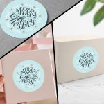 Αυτοκόλλητη Χριστουγεννιάτικη ετικέτα, Merry Christmas, γαλάζιο φόντο