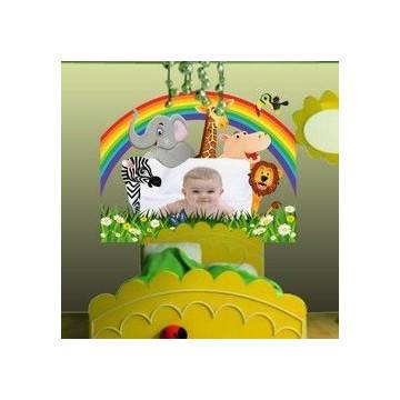 Αυτοκόλλητα τοίχου παιδικά Παρέα στη ζούγκλα με χώρο για παιδική φωτογραφία