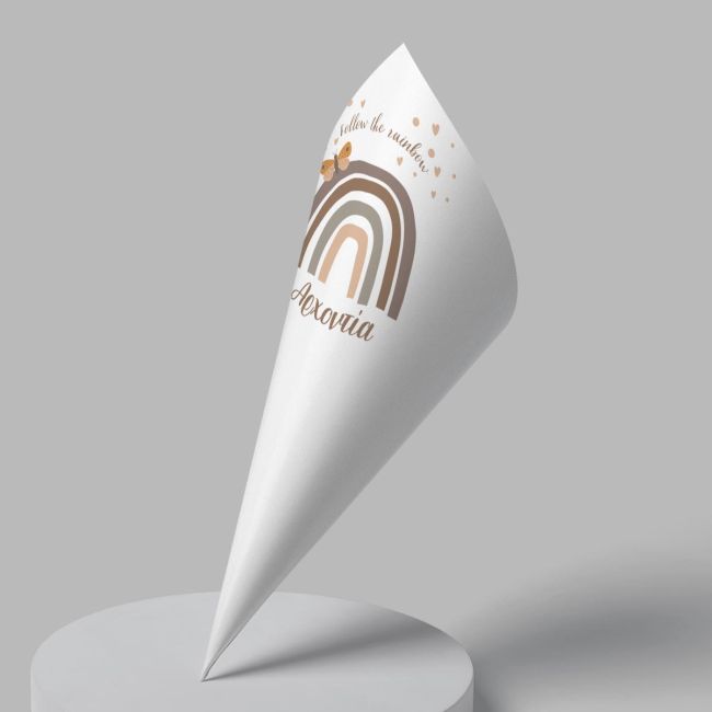 Χωνάκια ζαχαρωτών Ουράνιο τόξο με πεταλούδα