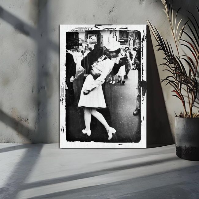 Canvas print The kiss in Times Square