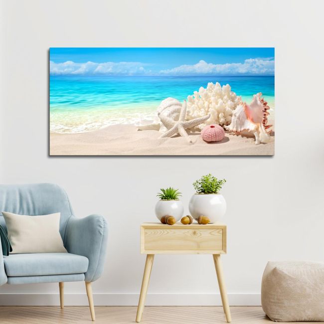 Πίνακας σε καμβά Seashells on sand beach, πανοραμικός