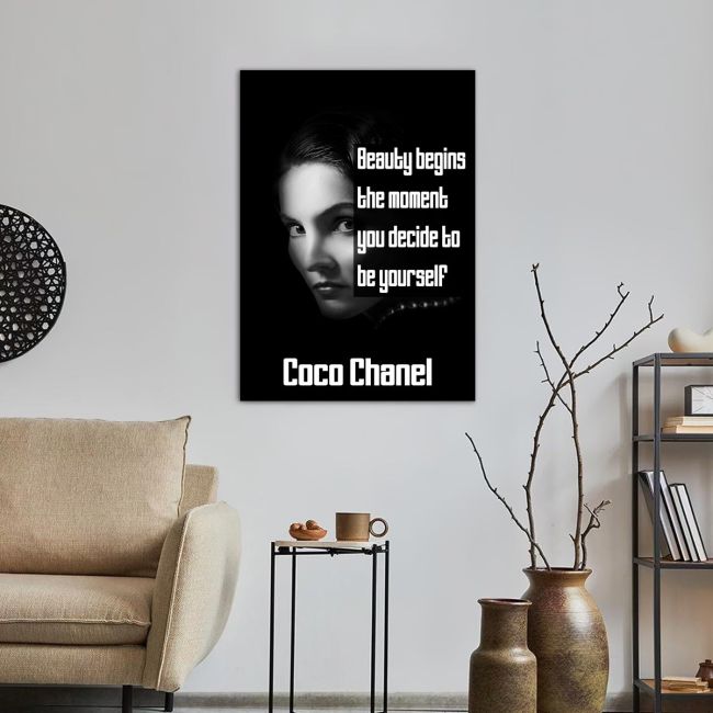 Πίνακας σε καμβά Beauty begins..., Coco Chanel