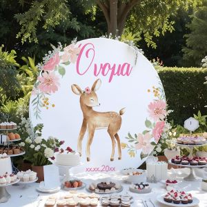Ξύλινη στρογγυλή πινακίδα candy bar, ελαφάκι με ροζ λουλούδια, σε εξωτερικό χώρο. 2