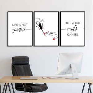 Poster Perfect nails 3 panels