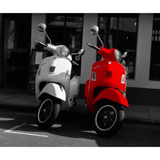 Wallpaper A Vespa couple 