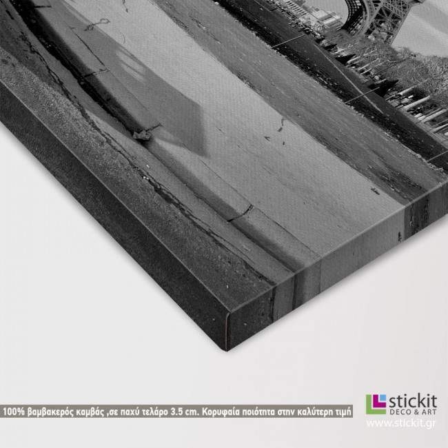 Canvas print DCV at the Eiffel Tower, detail