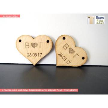 Wooden figure Hanged heart 
