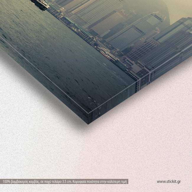 Canvas print, Chinese sailboat in Hong Kong, detail