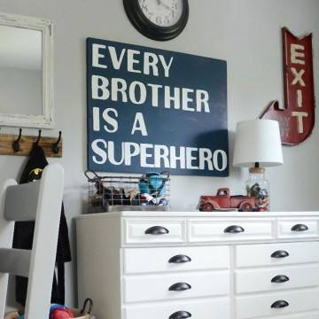 Every brother is a superhero παιδικός πίνακας σε καμβά 2