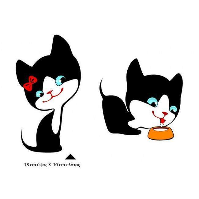 Kids wall stickers Playful kittens