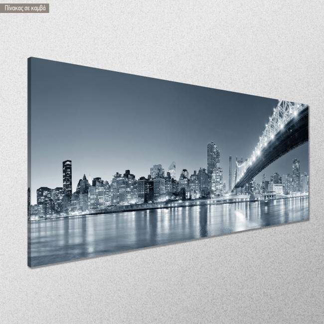 Canvas print New York at night, panoramic, side