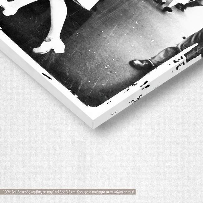 Canvas print The kiss after the war, (based on The kiss by Klimt G), detail