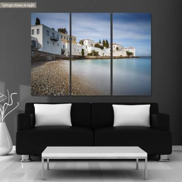 Canvas print Traditional architecture in Spetses,3 panels